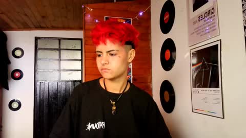   online show from 01/27/25, 08:49