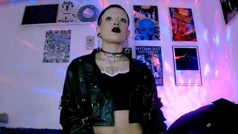    online show from 07/14/26, 02:05