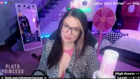 Pluto Princess online show from 11/15/25, 07:38