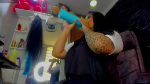 catalina online show from 03/11/26, 01:39