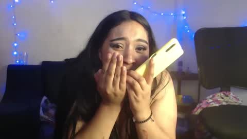 Snapshot of pocahontas_hall chatting on 01/19/25, 11:34 Lily online show from 01/19/25, 11:34