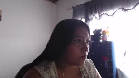 Snapshot of pocahontas_hall chatting on 09/24/25, 02:31 Lily online show from 09/24/25, 02:31