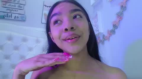 Pocahontas online show from 09/18/25, 01:13