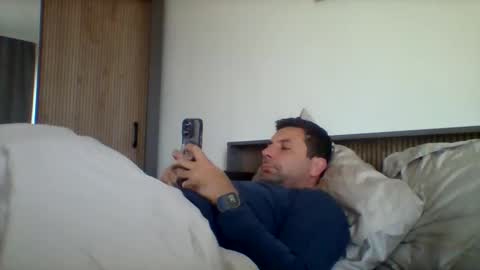 Snapshot of pochivka chatting on 04/19/26, 01:21 pochivka online show from 04/19/26, 01:21