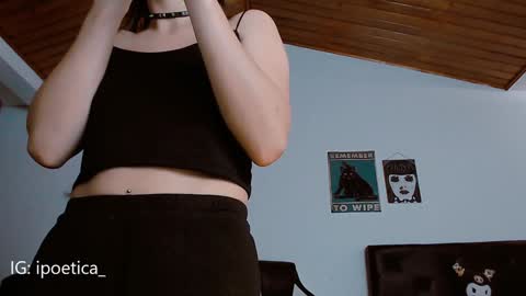 IG ipoetica  online show from 01/04/25, 08:37