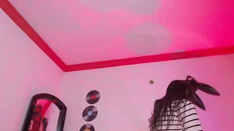 IG ipoetica  online show from 02/11/26, 03:17