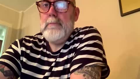 poeticdaddy online show from 10/24/25, 11:06