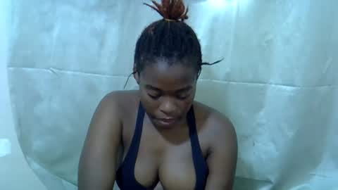 Bloomer online show from 03/03/26, 12:22