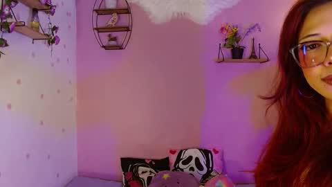 poison_liv online show from 11/13/25, 01:32