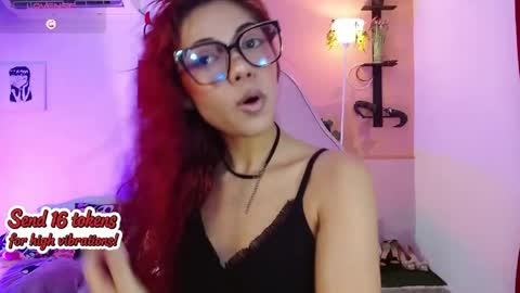 Snapshot of poison_liv chatting on 05/04/26, 01:07 poison_liv online show from 05/04/26, 01:07