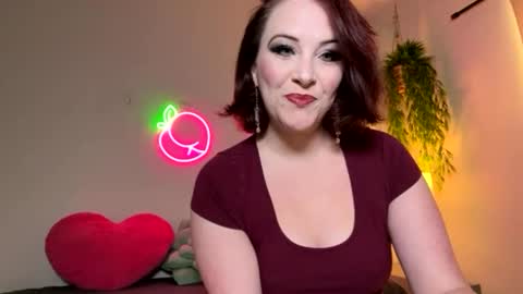 Snapshot of poisonedpeach chatting on 06/04/26, 01:11 Jenna online show from 06/04/26, 01:11