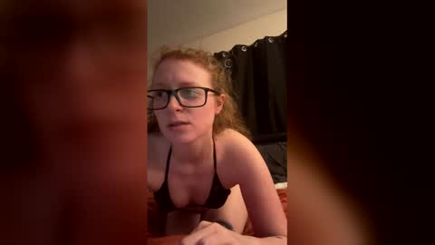 poisonivyy95 online show from 03/01/26, 03:08