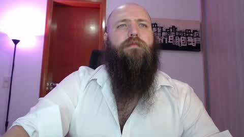 Snapshot of polar_bear91 chatting on 03/04/25, 02:06 Bear online show from 03/04/25, 02:06