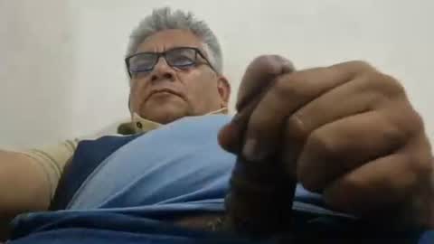 poli online show from 03/11/26, 01:55