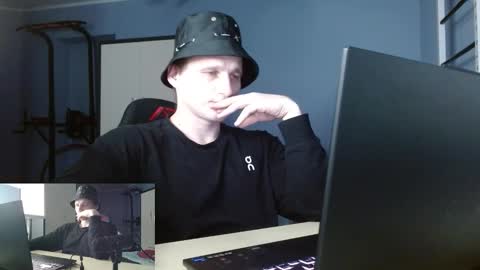 Poliglotjoe2 online show from 02/07/26, 08:45