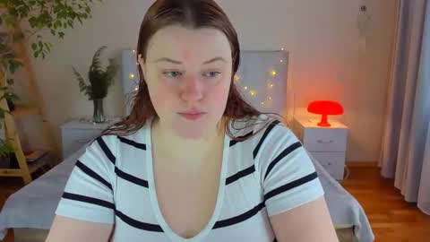 Polina online show from 11/05/25, 10:37