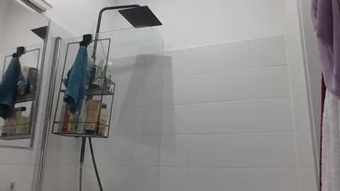 Snapshot of polish2000 chatting on 12/31/24, 12:57 Polish Boy online show from 12/31/24, 12:57