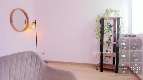 Snapshot of polly_____ chatting on 03/03/26, 03:29 Polly online show from 03/03/26, 03:29