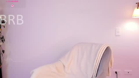 Snapshot of polly_____ chatting on 07/14/26, 11:54 Polly online show from 07/14/26, 11:54