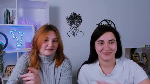 polly_cute1 online show from 02/19/26, 12:34