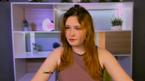 polly_cute1 online show from 04/26/26, 07:00