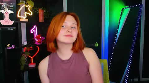 polly_cute1 online show from 05/15/26, 06:37