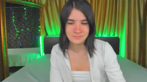 Polly online show from 10/02/25, 06:20