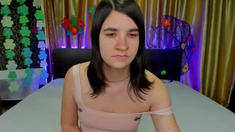 Polly online show from 03/21/26, 06:51