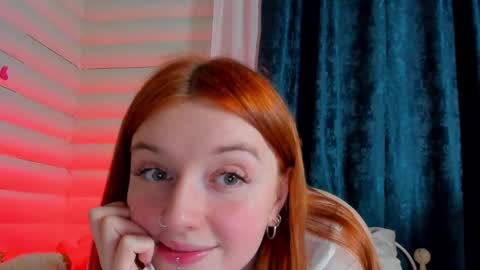 Snapshot of polly_luna chatting on 03/01/25, 09:48 Polly online show from 03/01/25, 09:48