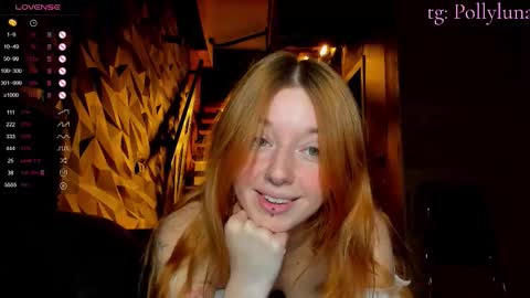 Snapshot of polly_luna chatting on 11/16/25, 12:33 Polly online show from 11/16/25, 12:33