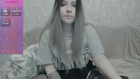 Polly online show from 04/10/26, 10:47