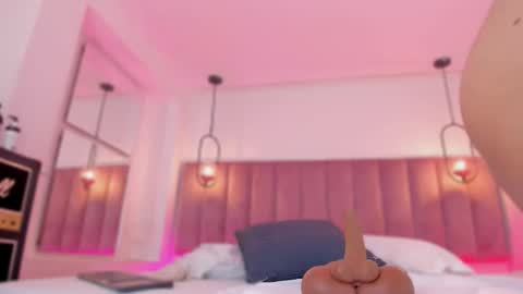 POLLY online show from 01/14/26, 10:21