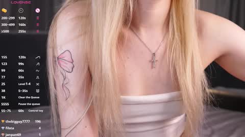 Anna online show from 09/22/25, 11:18