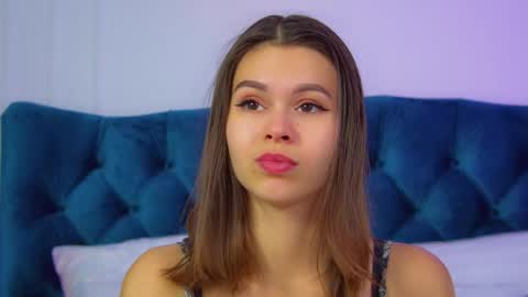 Polly online show from 02/03/26, 06:11