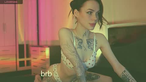 Megan.online  online show from 03/10/25, 08:23