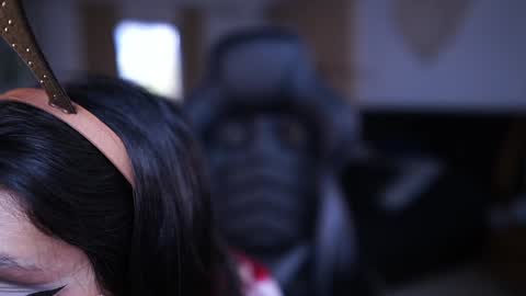 Snapshot of polvodeestrellas_ chatting on 12/23/24, 09:18 - Help me Reach 100 thumbs up online show from 12/23/24, 09:18