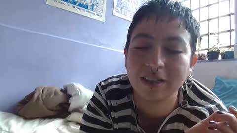 Snapshot of poly_mer chatting on 01/01/25, 06:38 Poly online show from 01/01/25, 06:38