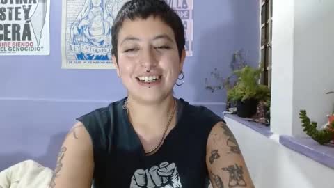 Snapshot of poly_mer chatting on 01/07/25, 02:31 Poly online show from 01/07/25, 02:31