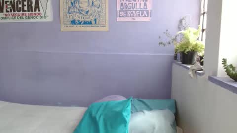 Snapshot of poly_mer chatting on 01/07/25, 03:12 Poly online show from 01/07/25, 03:12