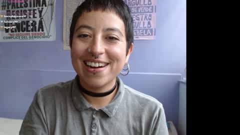 Snapshot of poly_mer chatting on 02/04/25, 08:38 Poly online show from 02/04/25, 08:38