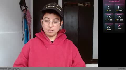 Snapshot of poly_mer chatting on 02/13/25, 07:10 Poly online show from 02/13/25, 07:10