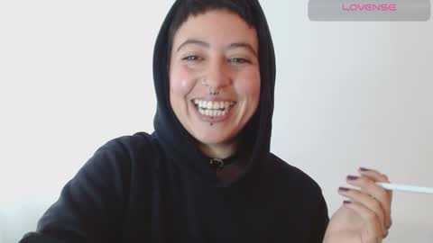 Snapshot of poly_mer chatting on 03/05/25, 06:45 Poly online show from 03/05/25, 06:45