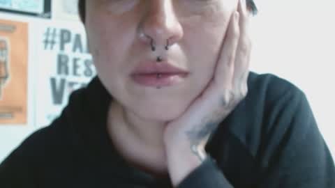 Poly online show from 11/20/25, 03:50