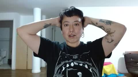 Poly online show from 12/16/25, 12:26