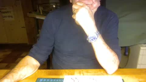 Snapshot of pomme1949 chatting on 12/31/24, 10:48 pomme1949 online show from 12/31/24, 10:48