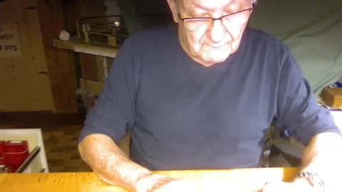 Snapshot of pomme1949 chatting on 01/06/25, 04:34 pomme1949 online show from 01/06/25, 04:34