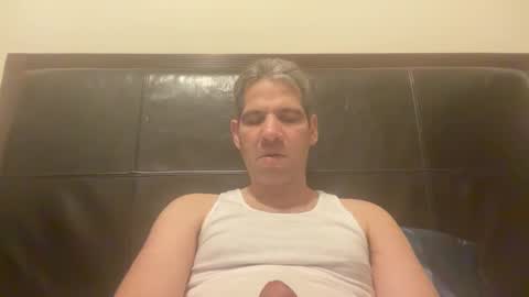 Snapshot of ponchynyc chatting on 01/20/25, 10:15 PONCH online show from 01/20/25, 10:15