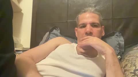 Snapshot of ponchynyc chatting on 09/27/25, 10:59 PONCH online show from 09/27/25, 10:59