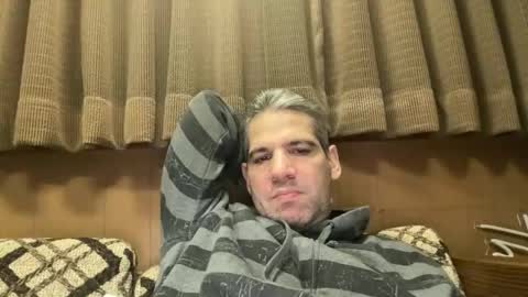 Snapshot of ponchynyc chatting on 10/18/25, 04:59 PONCH online show from 10/18/25, 04:59