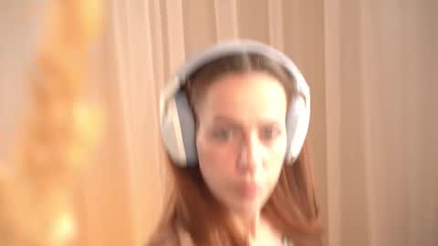    online show from 12/17/25, 08:09